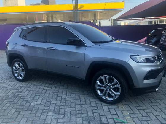 JEEP COMPASS 1.3 T270 TURBO FLEX LONGITUDE AT6